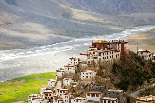 Spiti Valley, Himachal Pradesh Private car and driver in India