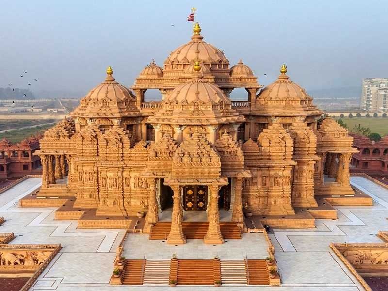 Famous Temples in Delhi